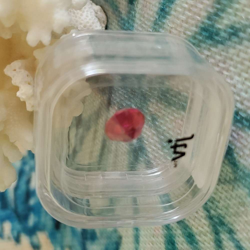 Round Brazilian Peony Topaz - Picture 10 of 15
